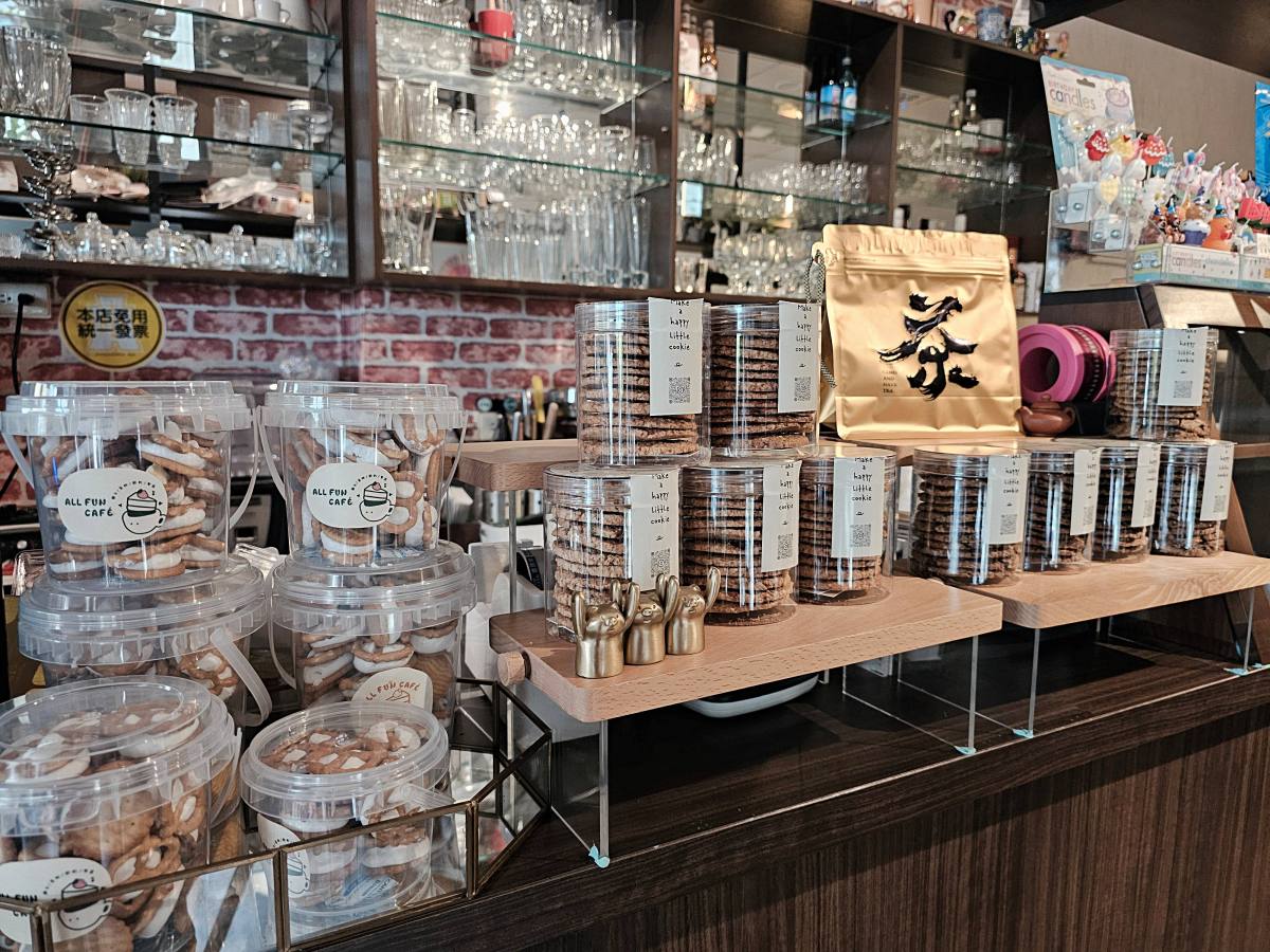 【阿蓮美食】ALL FUN CAFE 歐楓咖啡:在地人咖啡甜點續命的口袋名單!除了咖啡,還有「超實在」的輕食點心你不能錯過! - 第4張圖 【阿蓮美食】ALL FUN CAFE 歐楓咖啡:在地人咖啡甜點續命的口袋名單!除了咖啡,還有「超實在」的輕食點心你不能錯過!