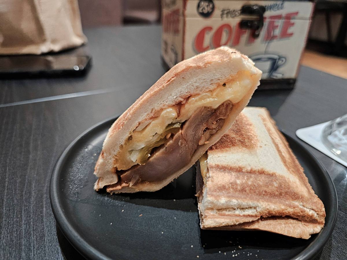 【阿蓮美食】ALL FUN CAFE 歐楓咖啡:在地人咖啡甜點續命的口袋名單!除了咖啡,還有「超實在」的輕食點心你不能錯過! - 第11張圖 【阿蓮美食】ALL FUN CAFE 歐楓咖啡:在地人咖啡甜點續命的口袋名單!除了咖啡,還有「超實在」的輕食點心你不能錯過!