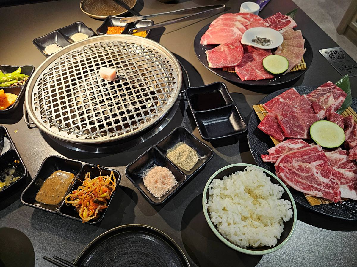 【高雄燒肉】伊気燒肉：超值套餐只要298元起!平價也能爽爽吃肉!小資族的燒肉天堂，這個價格沒話說!