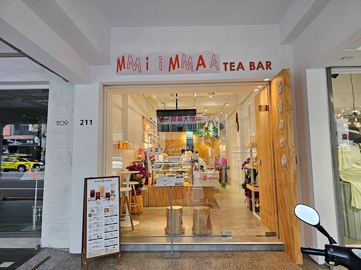 2026台南下午茶推薦！台南戒糖人的救星！迷馬 MiMA TEA BAR－燕麥杯子蛋糕，每顆只有150大卡的無罪惡幸福，營養師幫妳把關的低負擔下午茶！