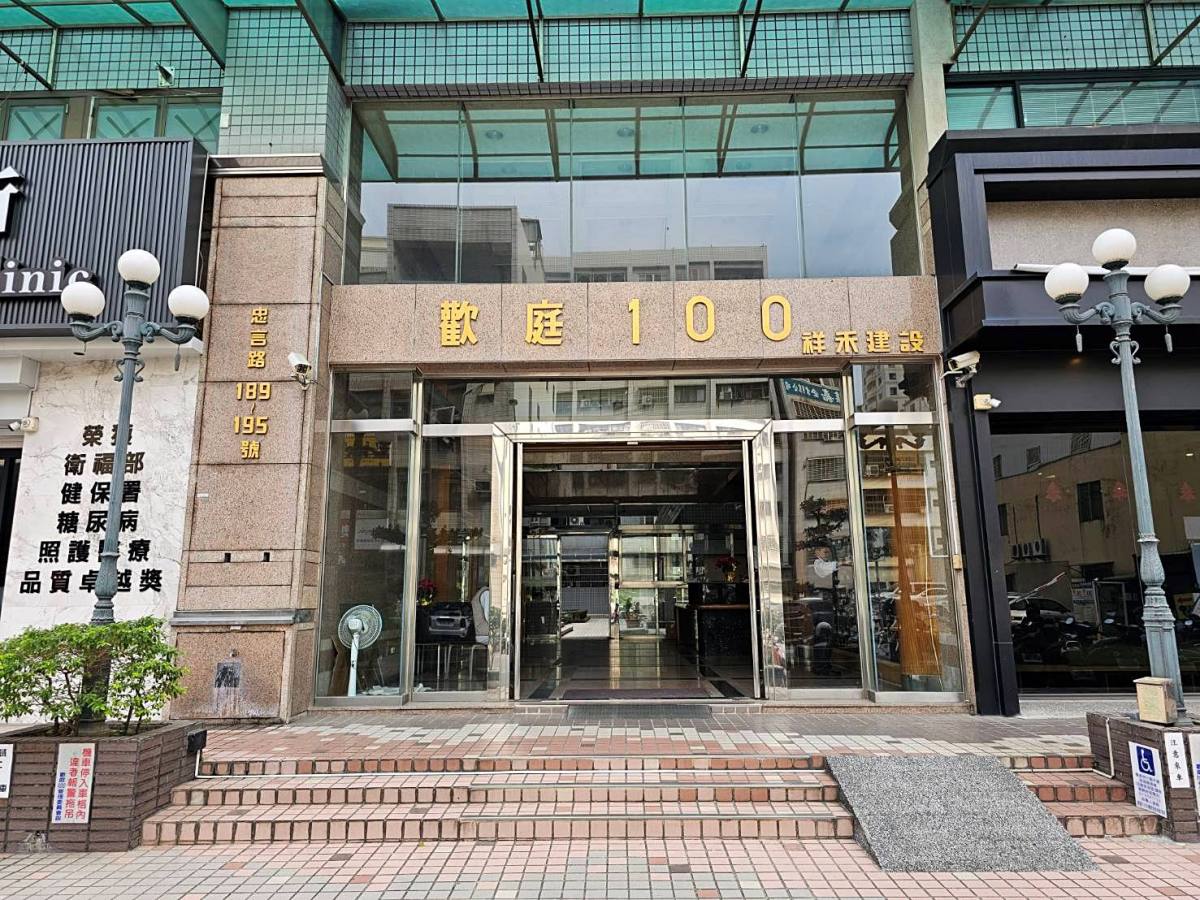 【高雄妝髮+證件照推薦】大頭大頭拍照不愁:告別證件照妖鏡!全紀錄韓風小清新妝髮,遇見更精緻的自己 - 第2張圖 【高雄妝髮+證件照推薦】大頭大頭拍照不愁:告別證件照妖鏡!全紀錄韓風小清新妝髮,遇見更精緻的自己