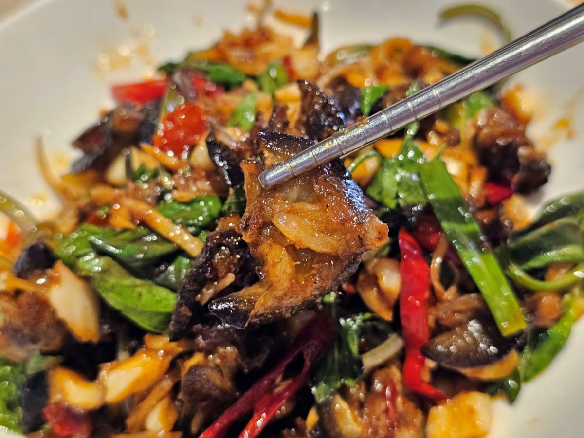 【台南美食】久久家常菜熱炒乾鍋~這間乾鍋太絕了!平價熱炒與宵夜的靈魂歸宿! - 第22張圖 【台南美食】久久家常菜熱炒乾鍋~這間乾鍋太絕了!平價熱炒與宵夜的靈魂歸宿!