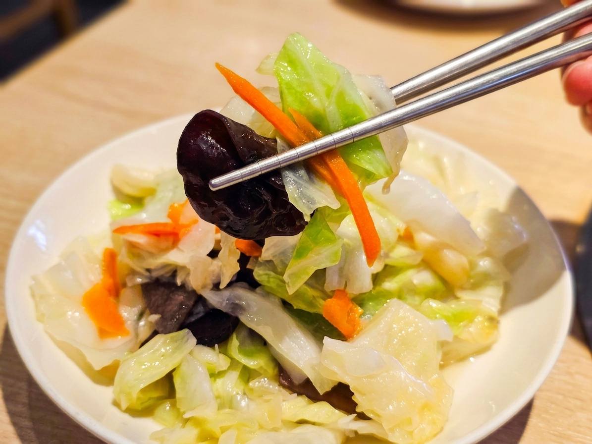 【台南美食】久久家常菜熱炒乾鍋~這間乾鍋太絕了!平價熱炒與宵夜的靈魂歸宿! - 第24張圖 【台南美食】久久家常菜熱炒乾鍋~這間乾鍋太絕了!平價熱炒與宵夜的靈魂歸宿!