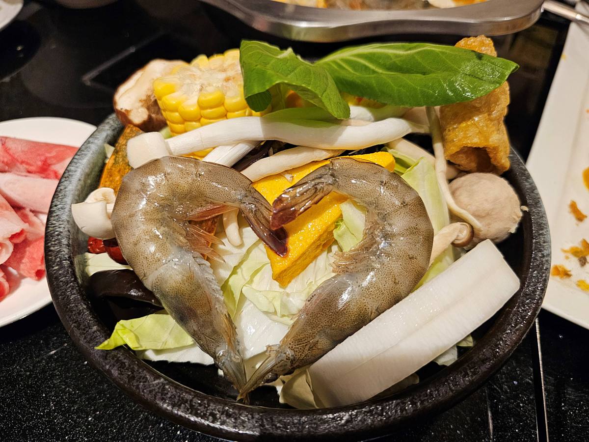 【高雄左營】大宅門乾鍋鴨頭:一鍋兩吃! 上海菜、粵菜、台菜一次到位! - 第27張圖 【高雄左營】大宅門乾鍋鴨頭:一鍋兩吃! 上海菜、粵菜、台菜一次到位!