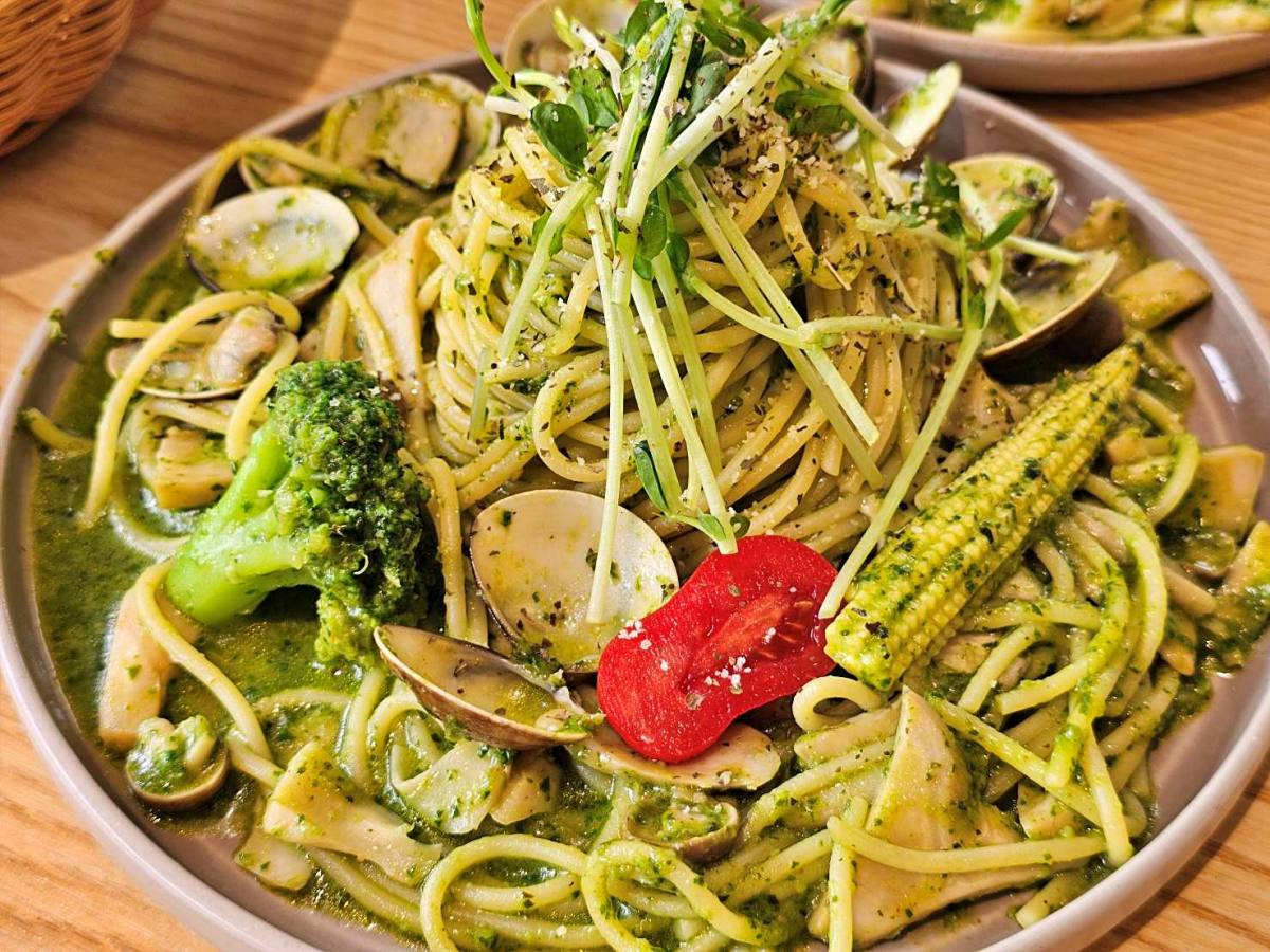 【高雄美食】義朵朵Pasta插旗高雄!屏東傳說中的平價義大利麵,料多實在、奶茶系裝潢超好拍! - 第9張圖 【高雄美食】義朵朵Pasta插旗高雄!屏東傳說中的平價義大利麵,料多實在、奶茶系裝潢超好拍!